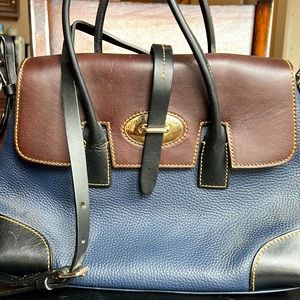 Dooney & Bourke bag